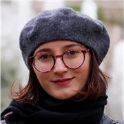 Studente di medicina insegna Biologia